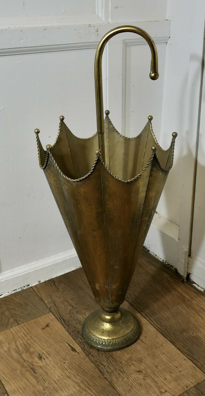 Umbrella Shaped Brass Umbrella Stand photo 534.0