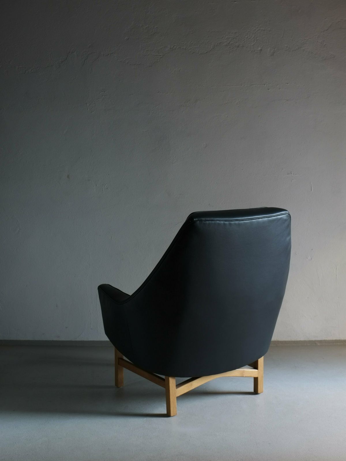 Ib Kofod Larsen Leather Oak Easy Chair | Ope Sweden | 1960s photo 4500.0