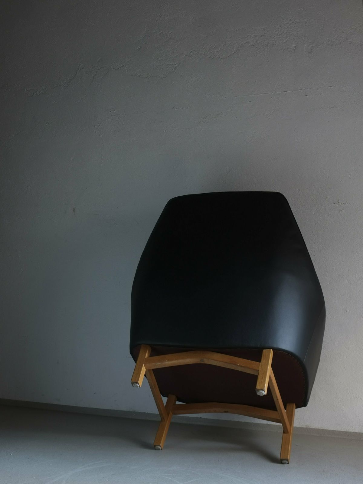 photo for sale Ib Kofod Larsen Leather Oak Easy Chair | Ope Sweden | 1960s