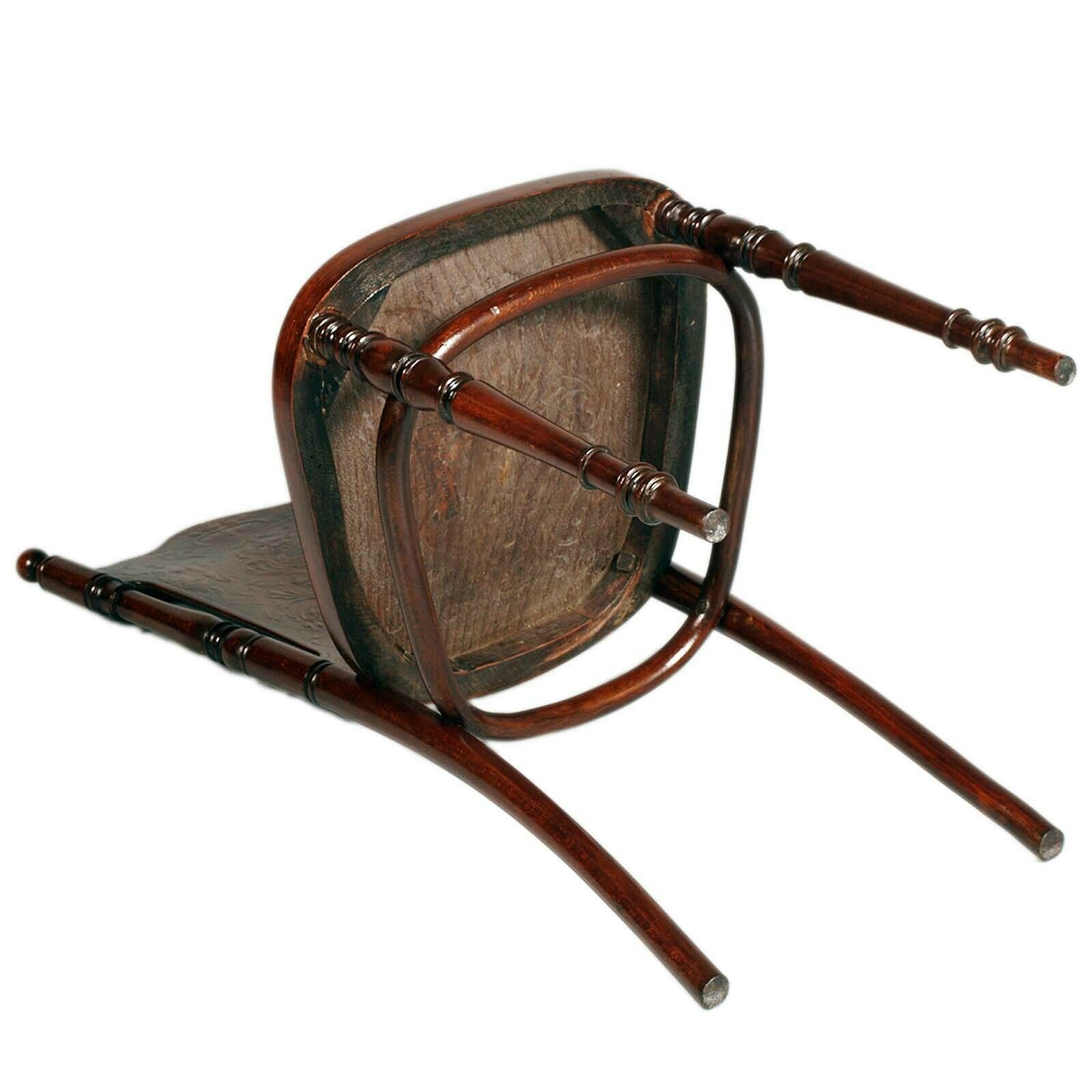 Vienna Chair, Circa 1875, Jacob & Josef Kohn. Bent, Turned And Stained Wood photo vinterior