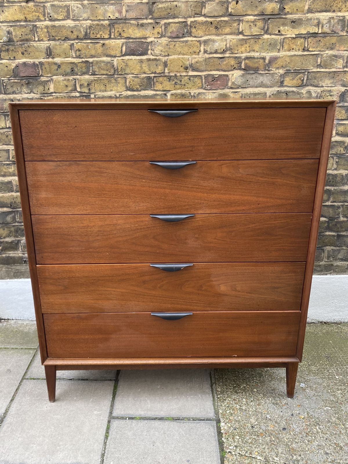 Mid Century Modern Luxury (Dillingham In Walnut)