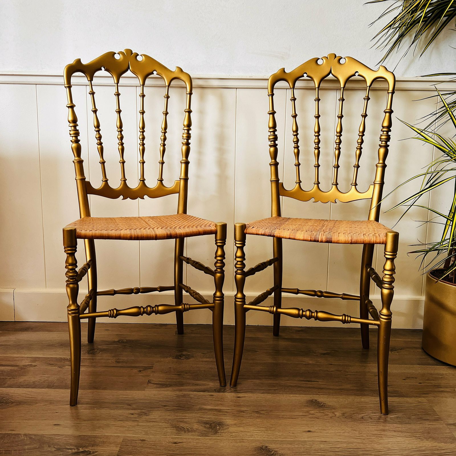 Set Of Chiavari Dining Room Chairs By Fratelli Levaggi, Italy 1950s