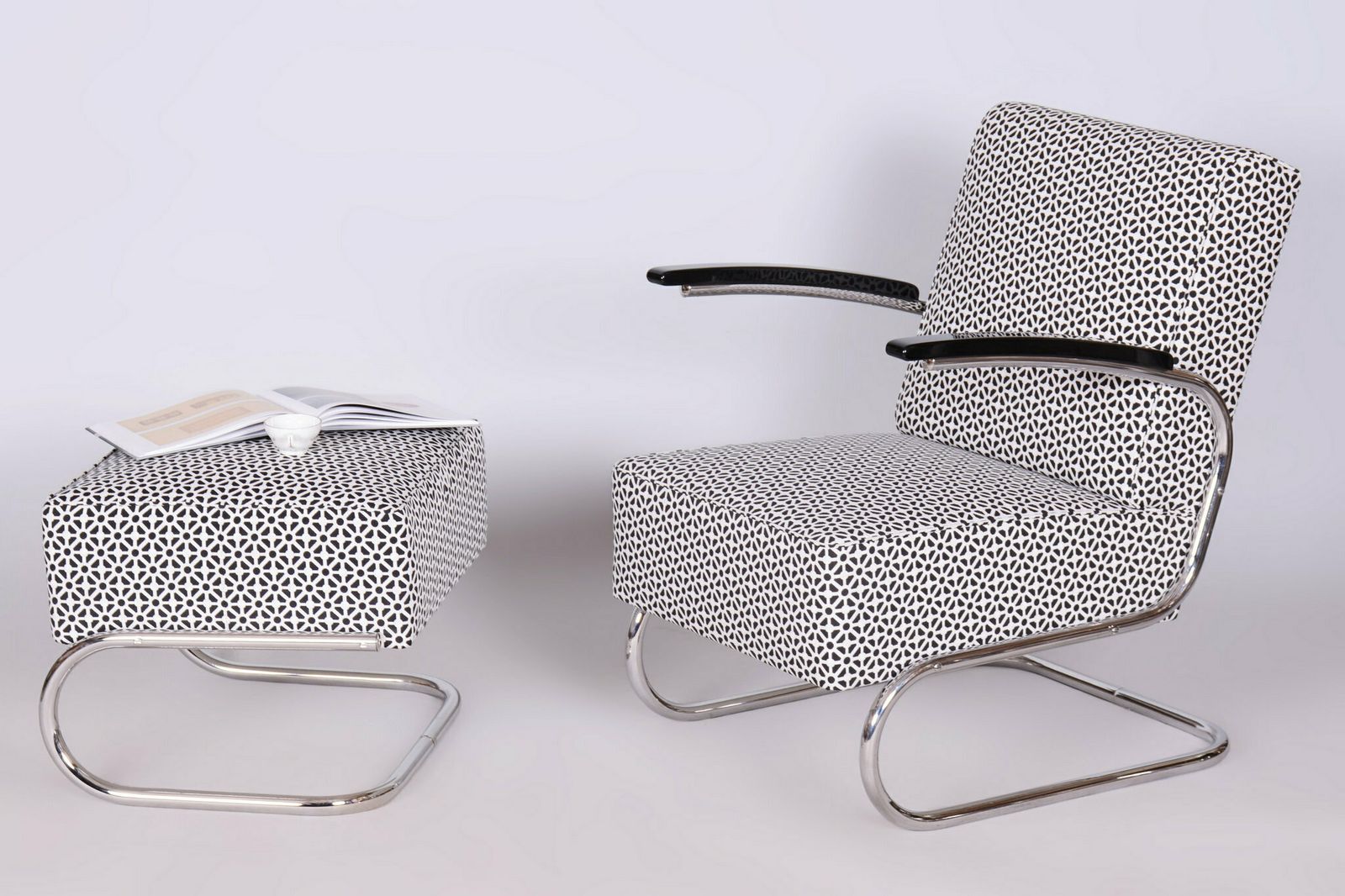 Restored Bauhaus Armchair, By Mücke Melder, Steel, Czech, 1930s photo vinterior