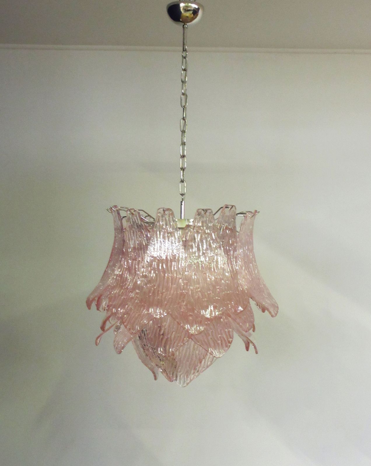 photo for sale Italian Vintage Murano Glass Chandelier   38 Pink Glasses