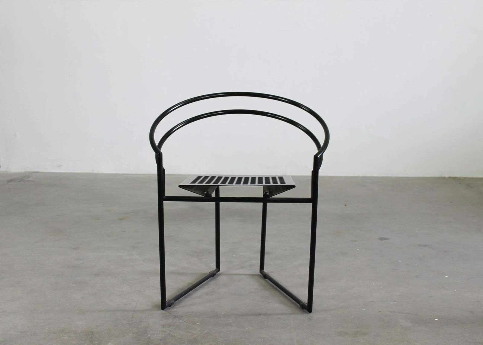 Mario Botta Set Of Six La Tonda Chairs In Black Lacquered Metal By Alias 1980s photo 9951.0