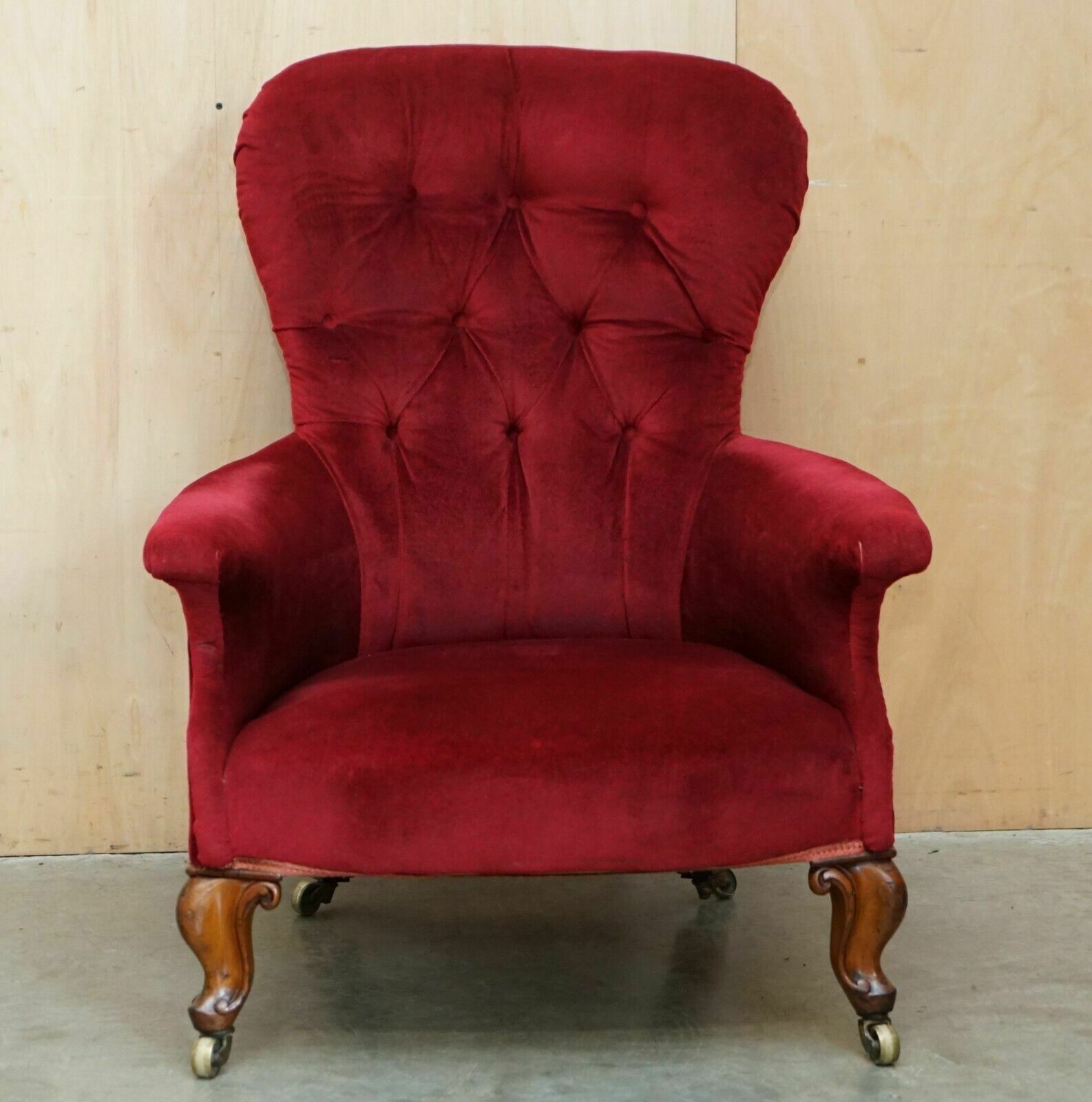 Exquisite Antique William IV 1830 Chesterfield Tufted Walnut Library Armchair photo furniture