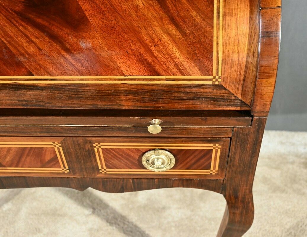 Furniture Cylinder Desk In Mahogany And Rosewood, Louis XV Period – 1st Part 18th photo