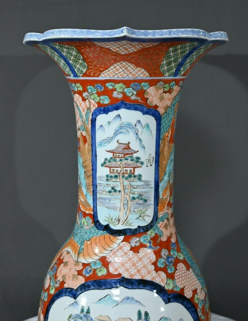 Important Arita Vase, Meiji Era, Japan – Late 19th Century photo buy