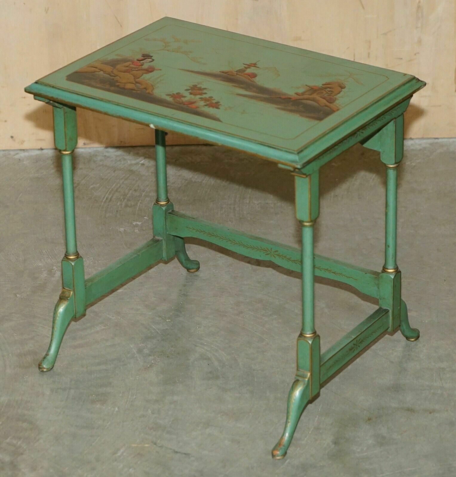 photo vintage Nest Of Three Antique Circa 1920 Chinese Chinoiserie Side Tables Hand Painted