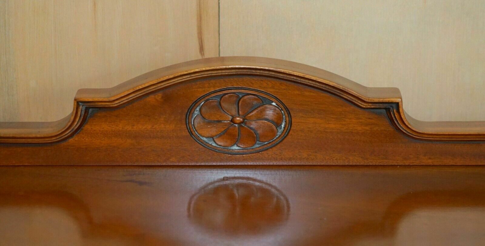 photo furniture Exquisite Pair Of Vintage Flamed Mahogany Chest Of Drawers Part Of A Suite