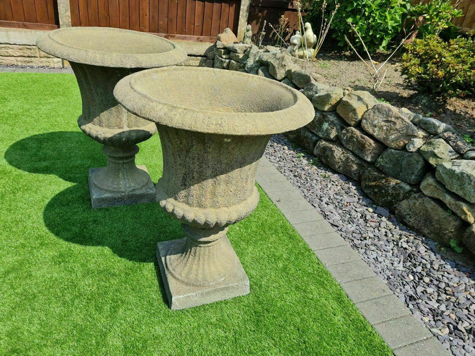 Vintage Style Heathfield Urns Deep Planters English Stone 0081. photo vinterior