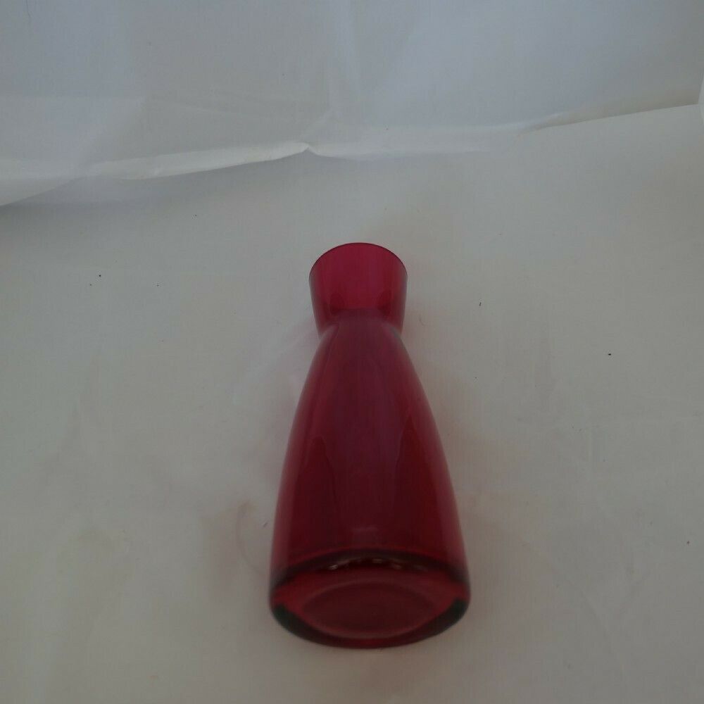 A Pair Of Ypsilon Red Glass Carafes By Bormioli Rocco photo Home Decor