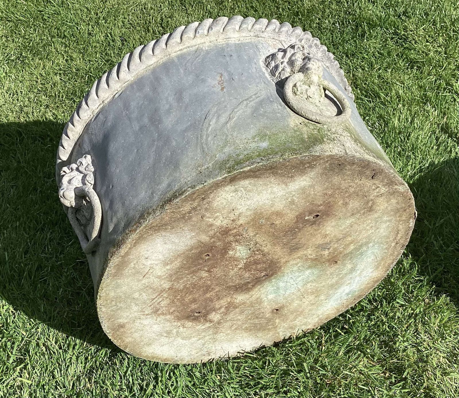 A Significant Regency Pair Of Lead Planters / Jardinieres photo vinterior