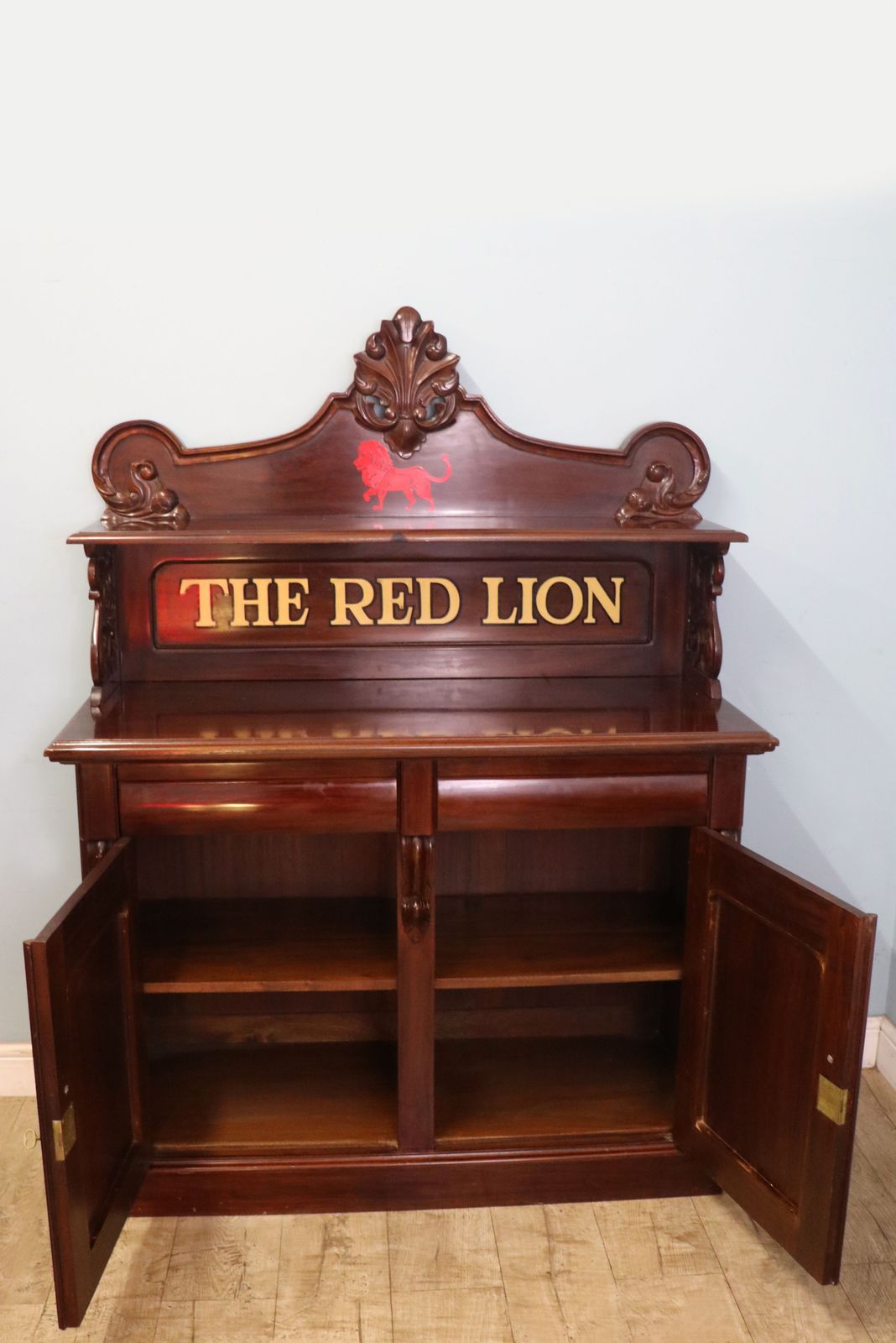 A Very Nice Solid Mahogany Chiffonier Sideboard, Later Sign Written For The Red Lion Public House. photo 895.0