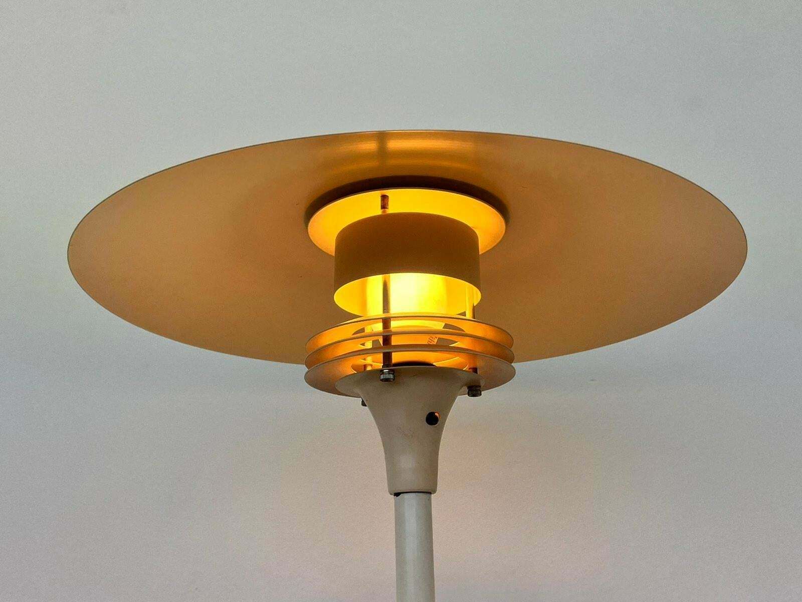 Zeldzame Mid Century Vloerlamp In De Stijl Van Poul Henningsen, Denemarken, Jaren 1960 photo Verlichting