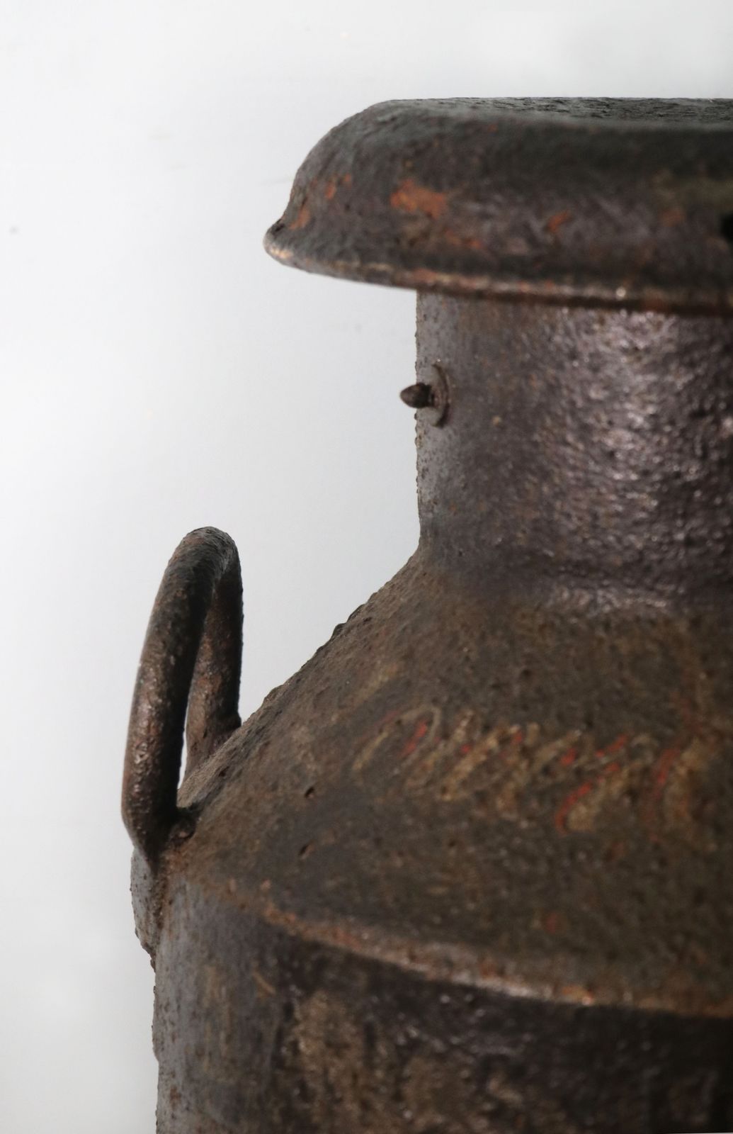 photo vintage A Wonderful Vintage Iron Milk Churn From The Manchester Area.