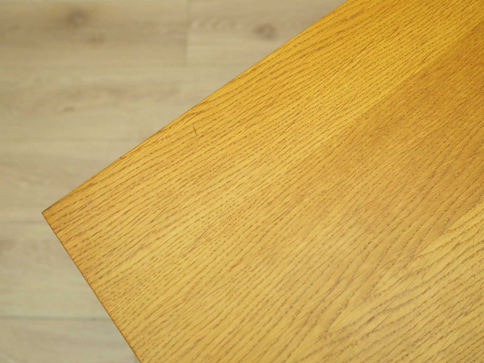 Ash Desk, Danish Design, 1970s, Manufacturer: Domino Møbler photo vinterior