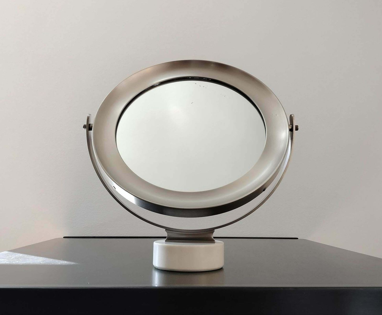 Sergio Mazza Narciso Table Mirror By Artemide 1970s photo for sale