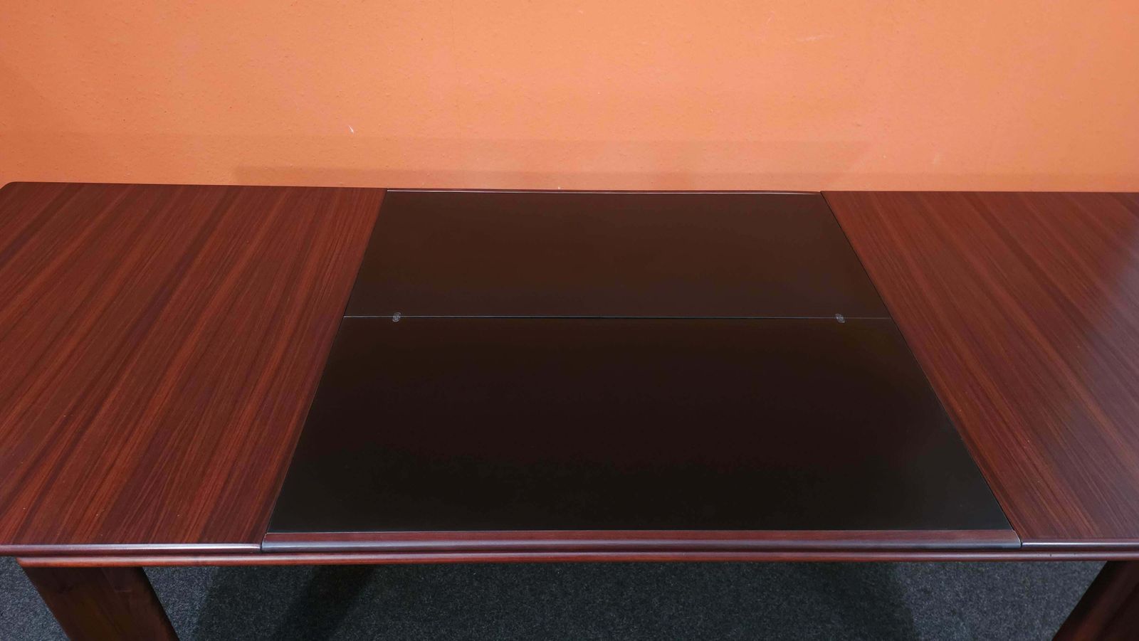 photo furniture Italian Midcentury "Mou" Dining Table By Afra And Tobia Scarpa, 1970