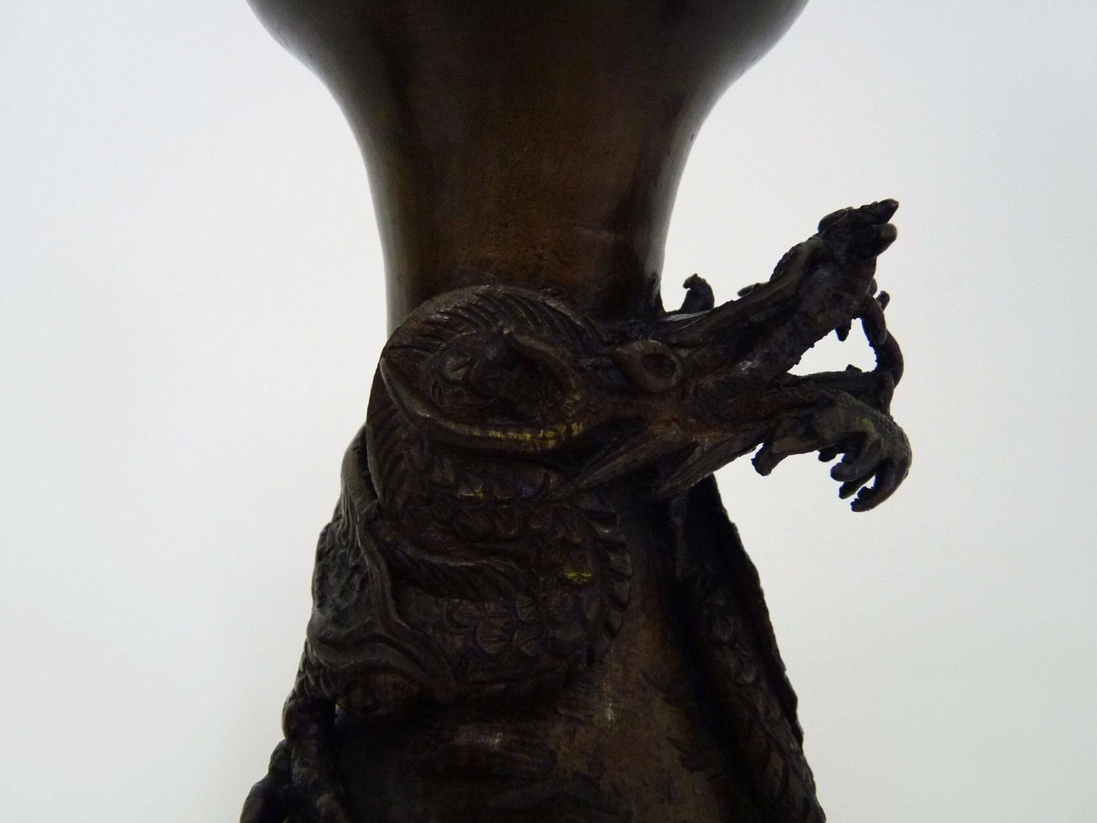 Pair Of Japanese Dragon Vases In Patinated Bronze   1900 photo vinterior