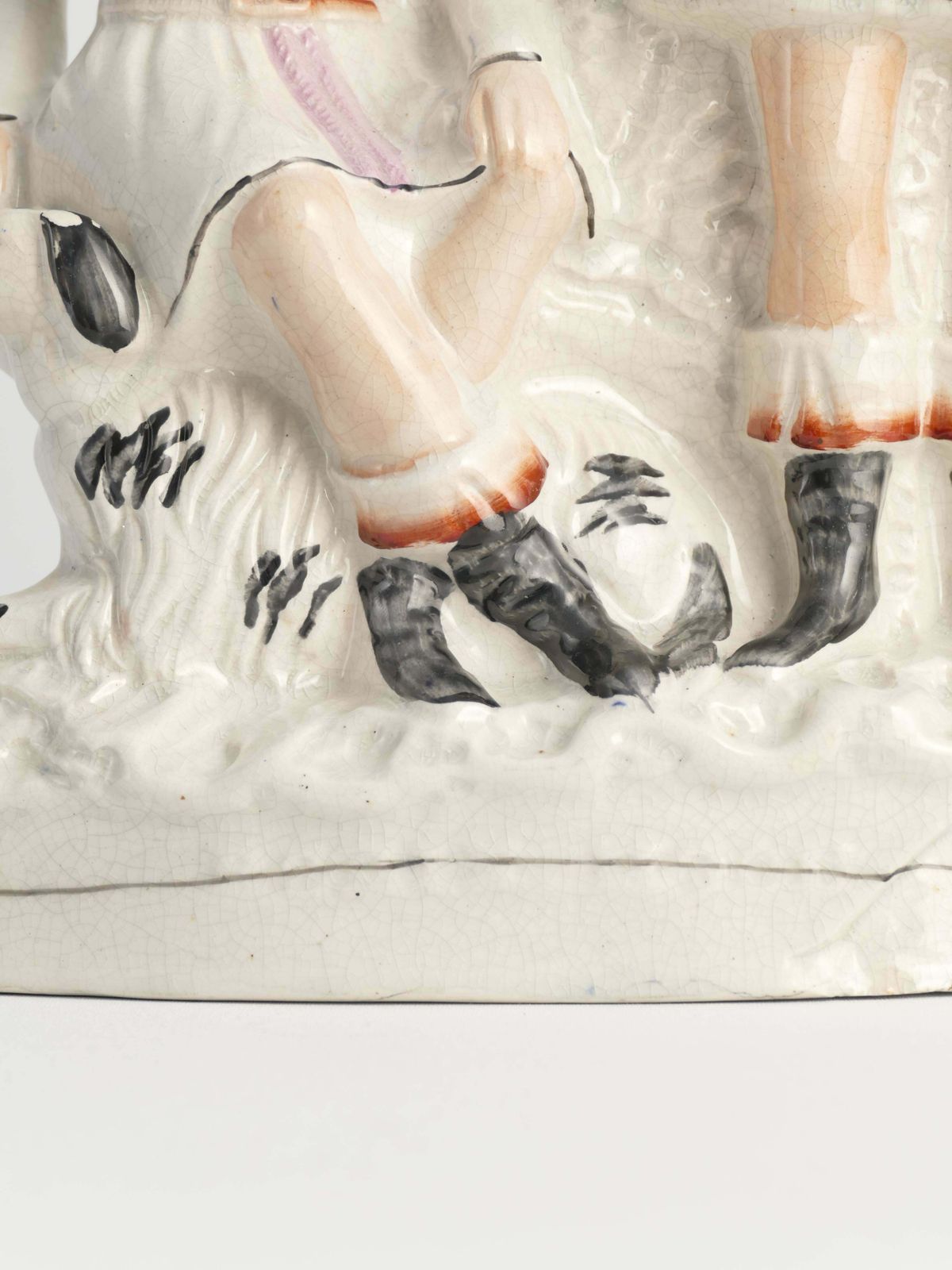 photo vinterior Victorian Robin Hood And Little John Spill Vase By Staffordshire, England 1860’s