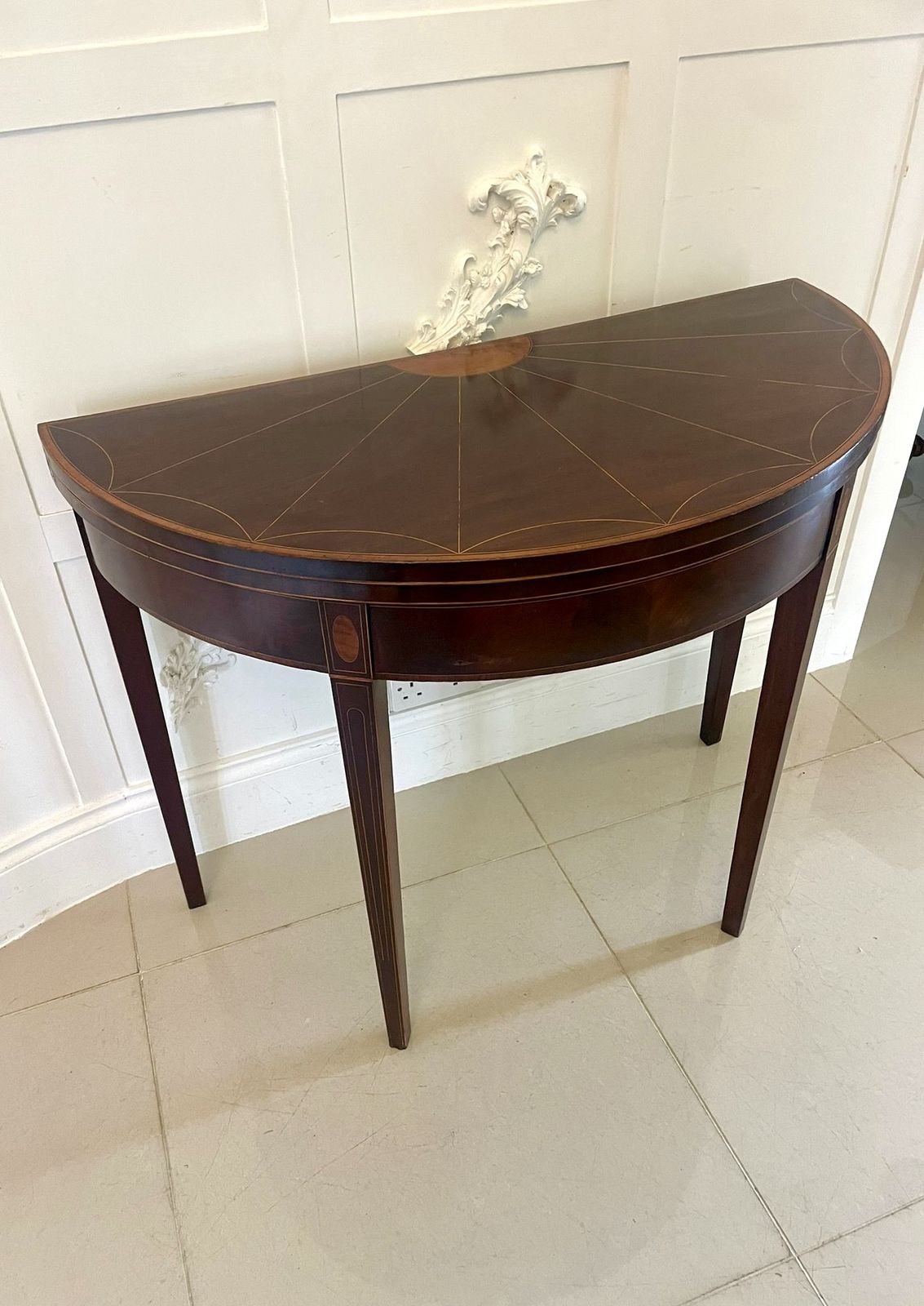 Fine Quality Antique 18th Century Mahogany And Satinwood Inlaid Demi Lune Shaped Card Table