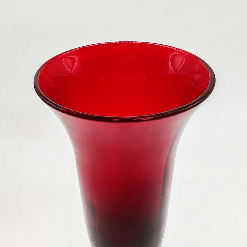 1960s Astonishing Six Ruby Glasses In Murano Glass. 9.05 Am In.   23 H Cm. photo vinterior