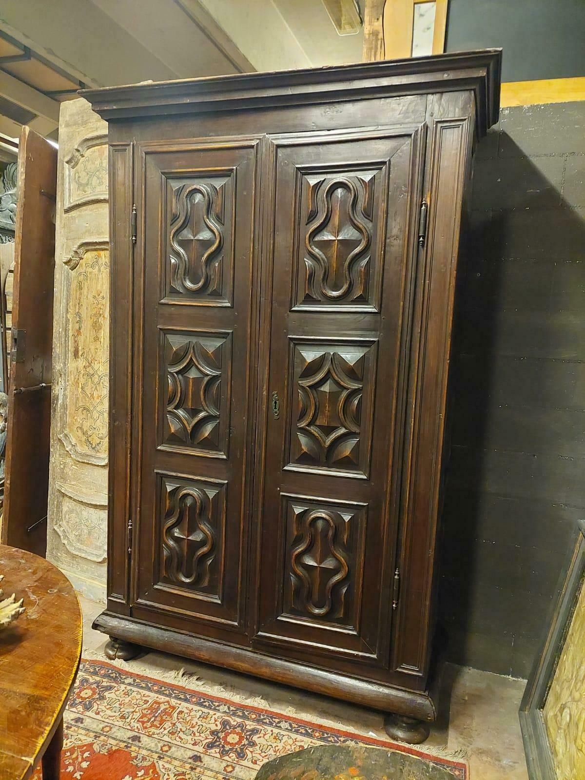 photo furniture Wardrobe In Poplar Wood, Two Doors With Six Diamond Carved Panels, Italy