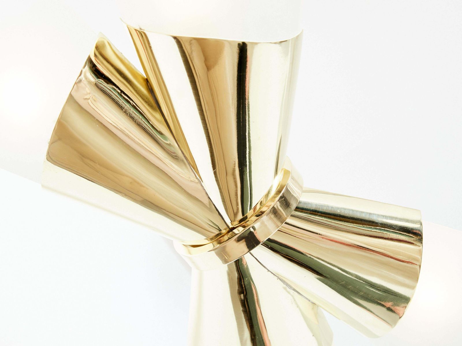 Lustre en laiton et verre opalin Max Ingrand pour Fontana Arte, 1955 photo for sale