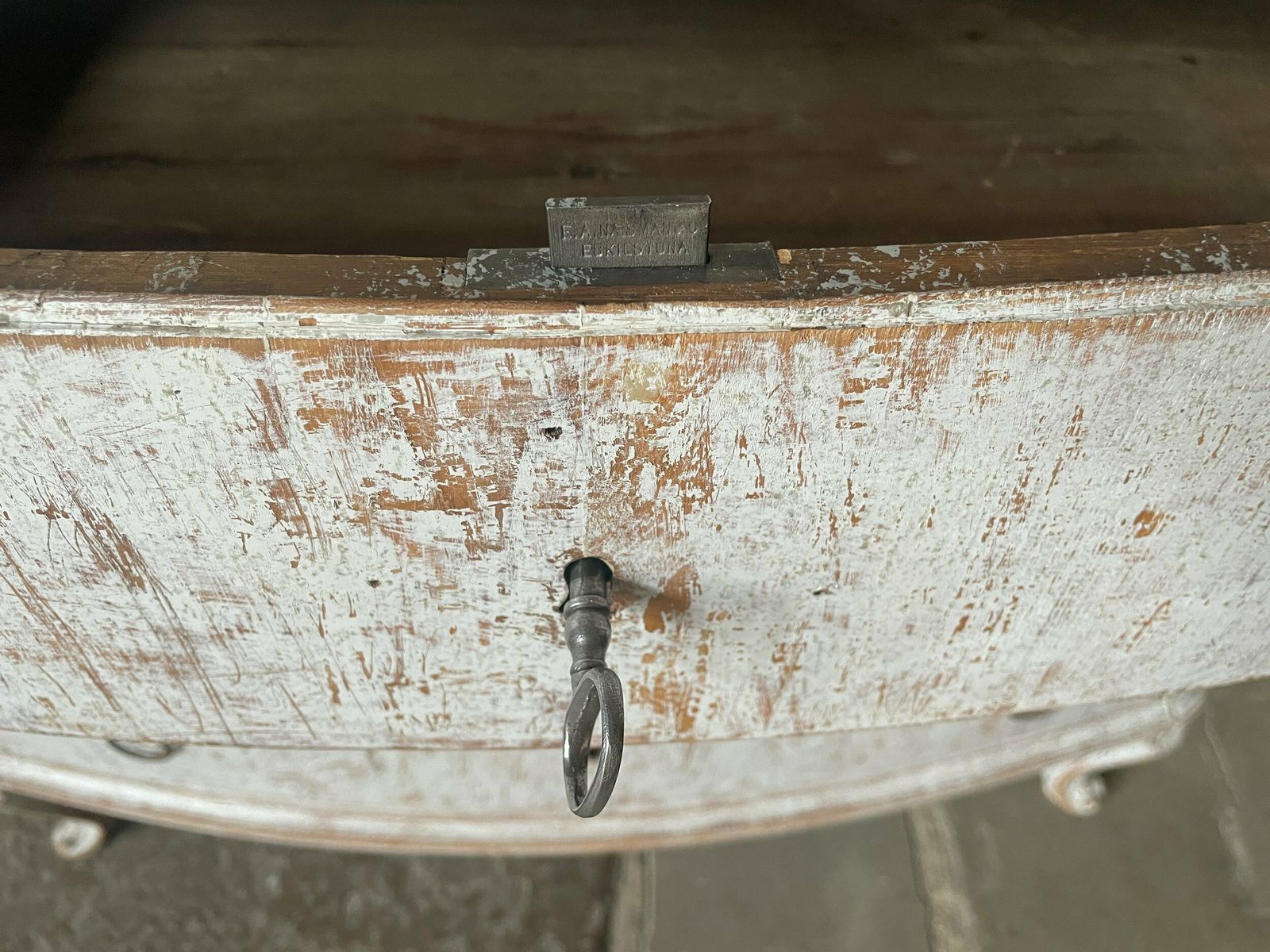 photo furniture Swedish Chest Of Drawers, 1700s