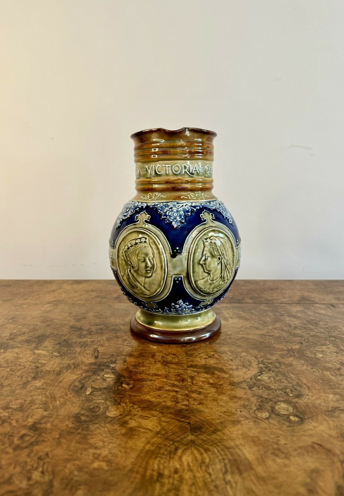 Quality Antique Doulton Lambeth Queen Victoria Jubilee Jug photo 385.0