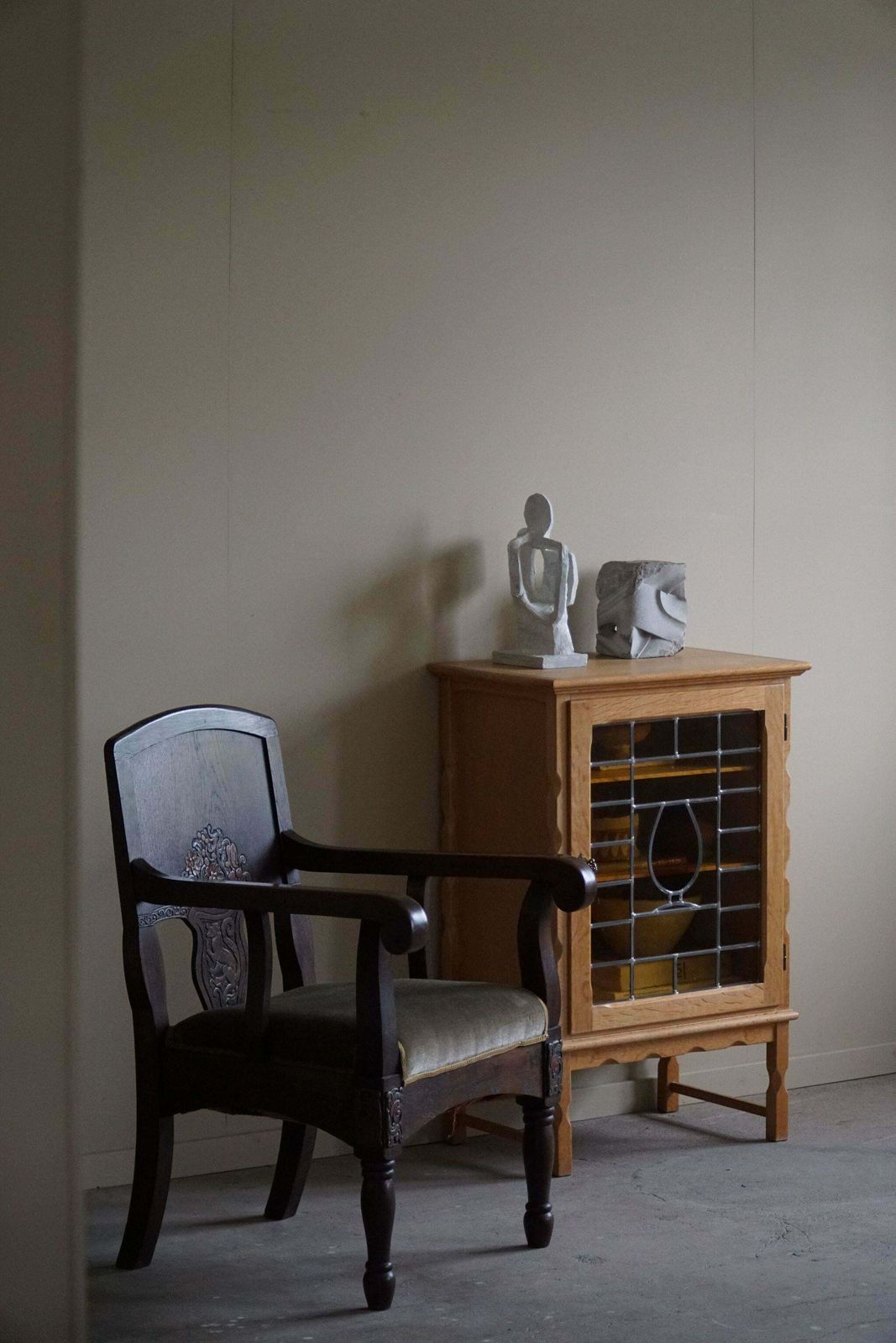 Hand Carved Armchair In Oak & Velvet, Danish Cabinetmaker, Jugendstil, 1939 photo furniture