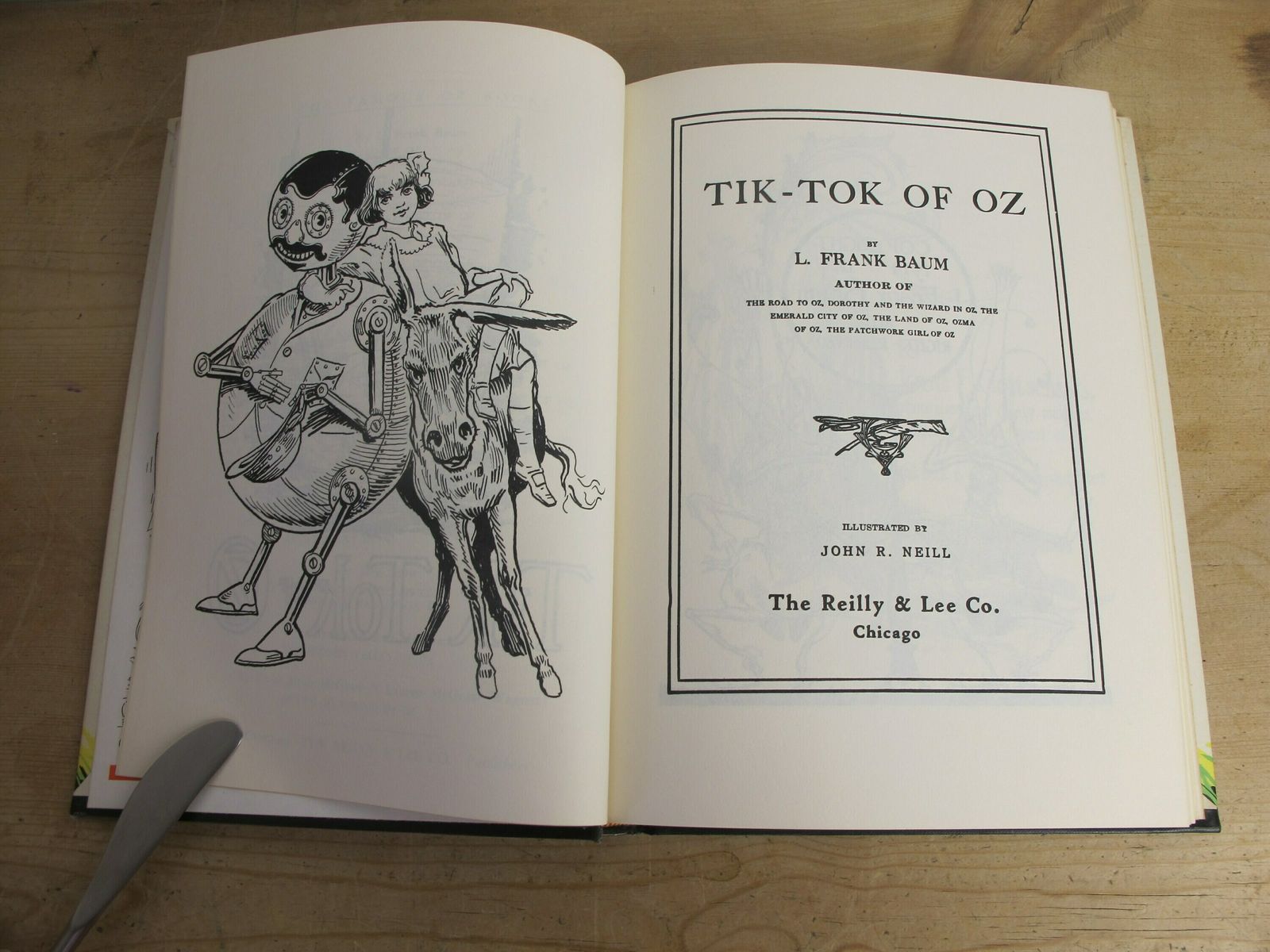 Tik Tok Of Oz By L Frank Baum. Rare   The Reilly & Lee Company   1956 White Edition. Hardback With Fabulous Illustrations! photo Home Decor
