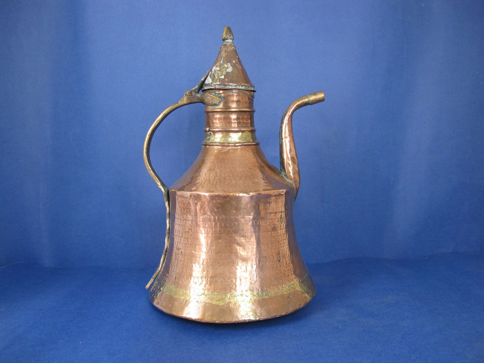 Antique Copper And Brass Coffee Pot. Arabic/Turkish/North African Dallah. Long Curved Spout   Decor Only   Not Watertight!