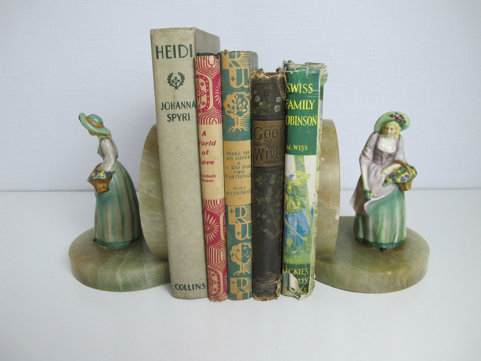 Vintage Ceramic And Marble Bookends. Ceramic Ladies   Flower Sellers With A Bonnet And Basket Of Flowers. Art Deco Bookends
