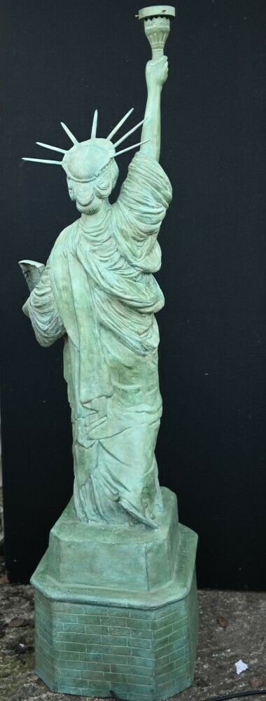 photo furniture Xl Statue Of Liberty Bronze Statue New York Lamp