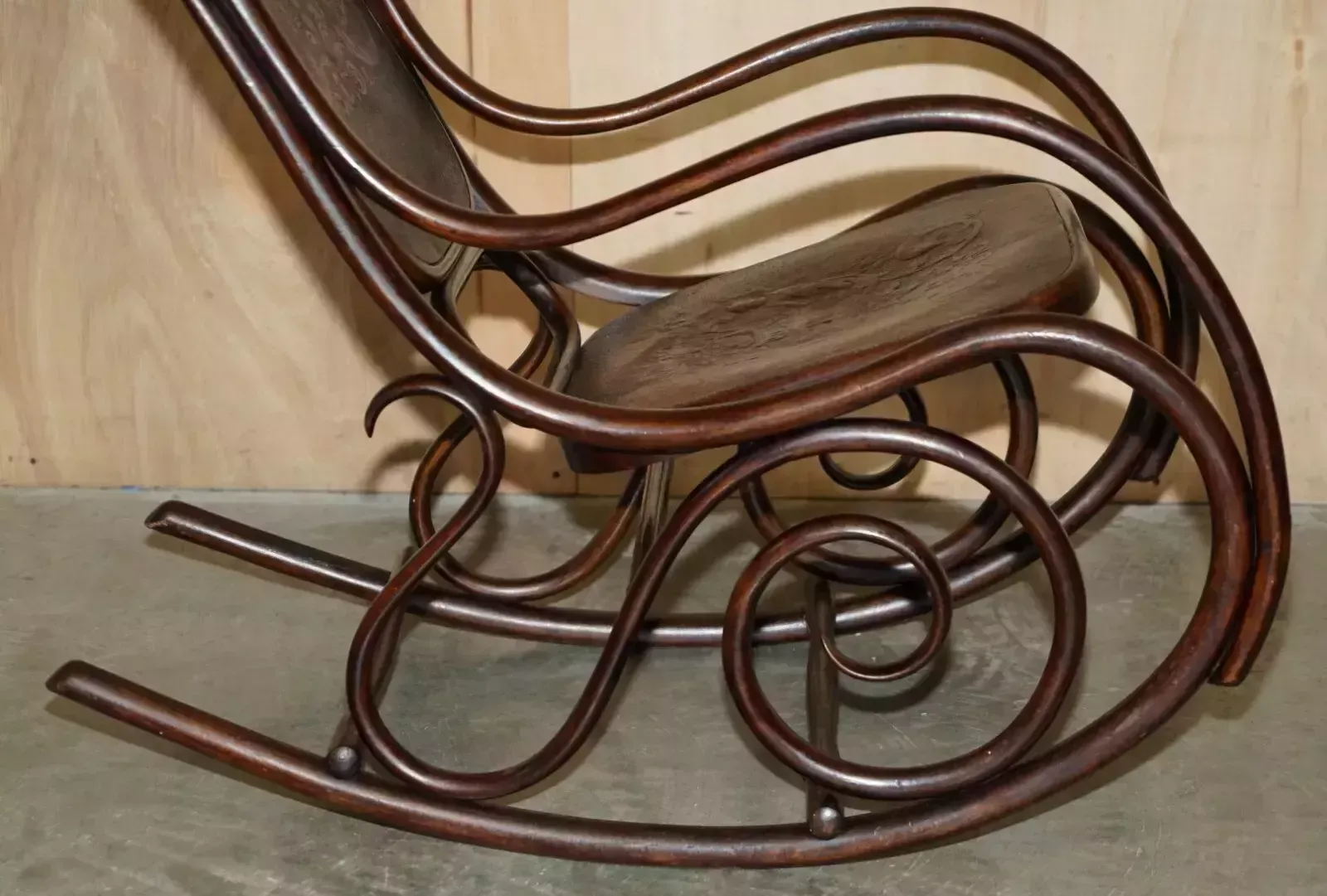 1750.0 Exquisite Victorian Thonet Rocking Chair With Cherub Carved Back & Seat Panels photo