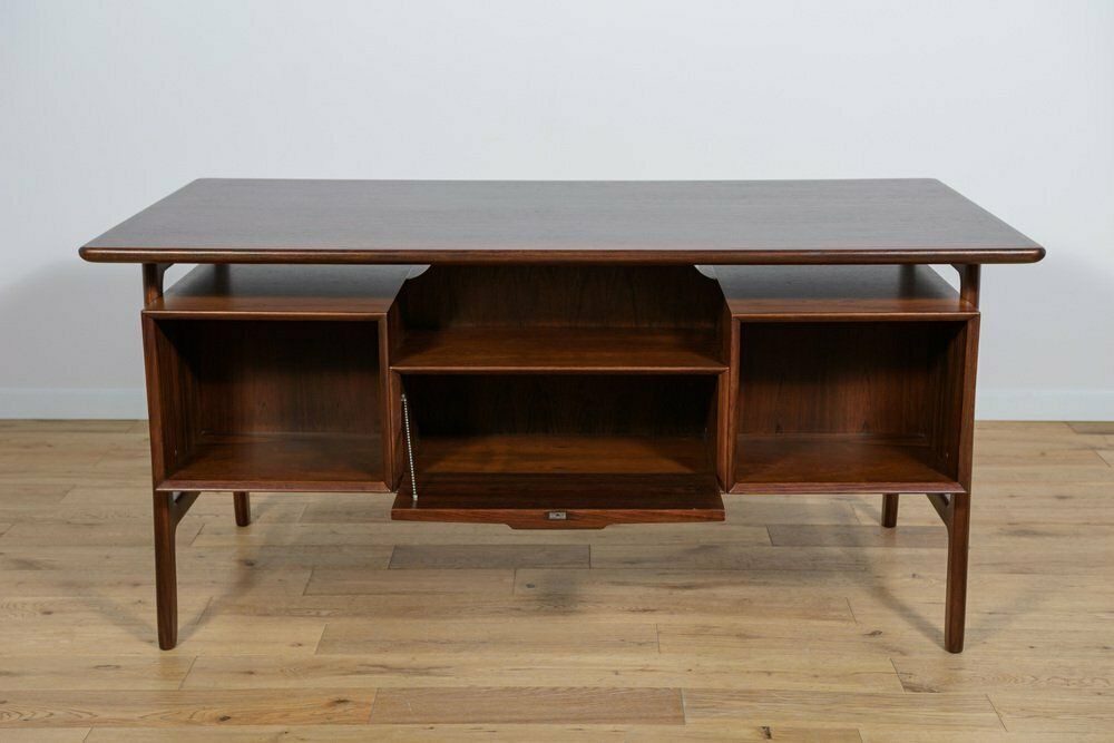 Mid Century Teak Model 75 Freestanding Desk From Omann Jun, Denmark, 1960s photo vinterior