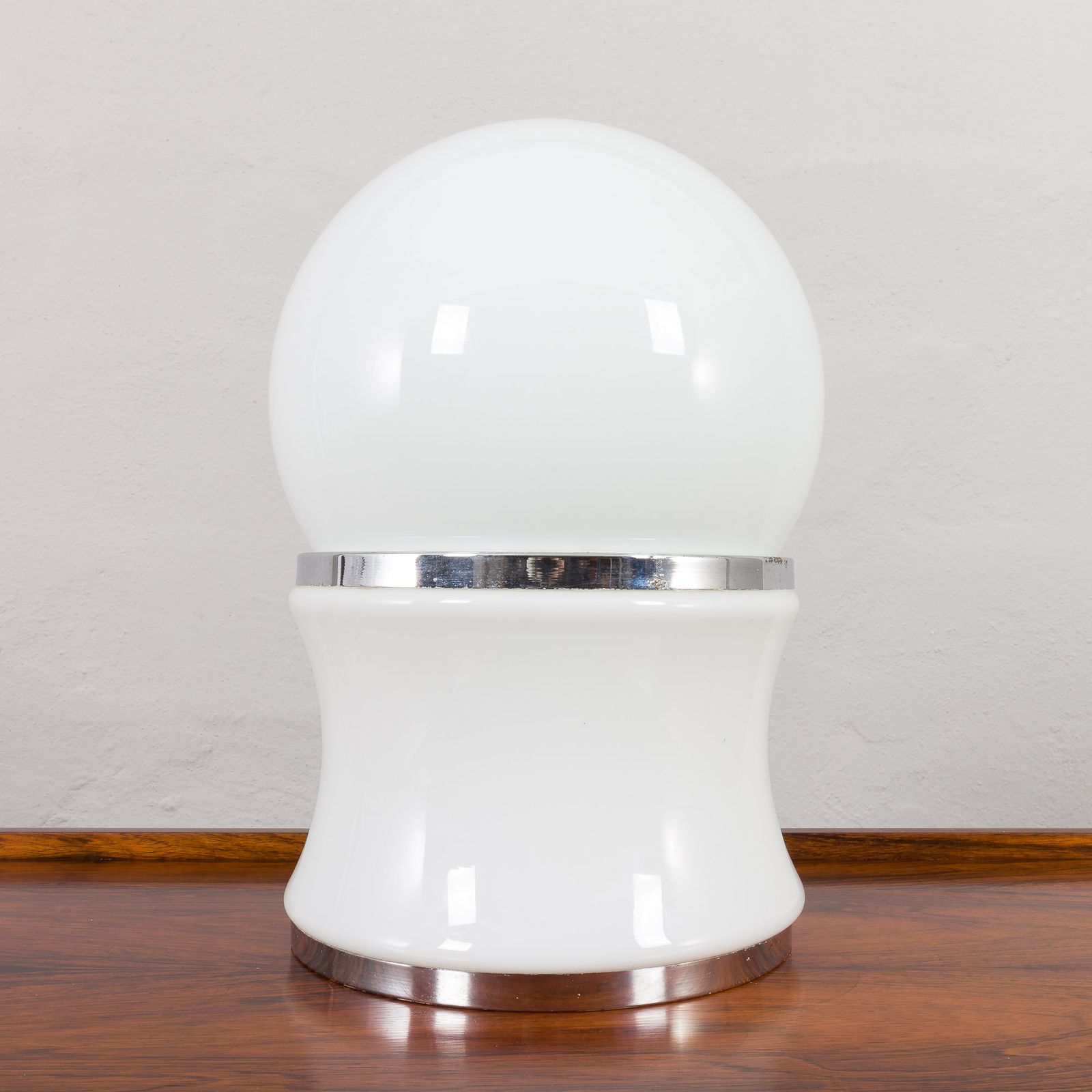 Large Opaline Glass Table Lamp By Goffredo Reggiani For Reggiani, Italy 1960s photo 713.0