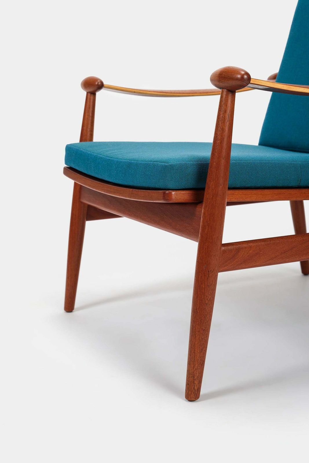 Finn Juhl, Pair Of "Spade" Armchairs, Denmark, 50s photo vintage