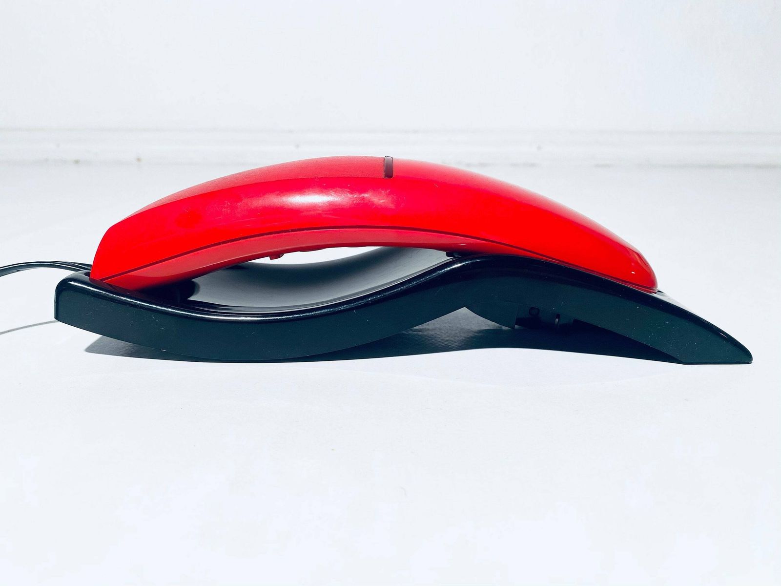 1980s Red Home Telephone Voile Matra / Vintage French Design photo furniture