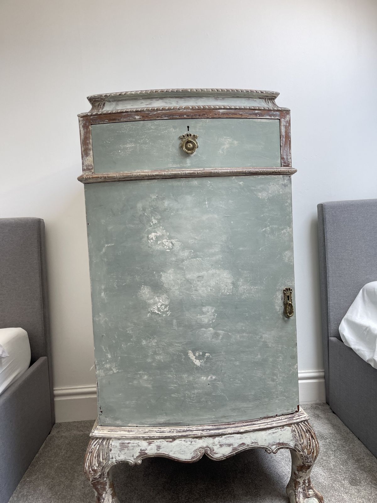 Shabby Chic Chest Of Drawers /Cabinet photo for sale