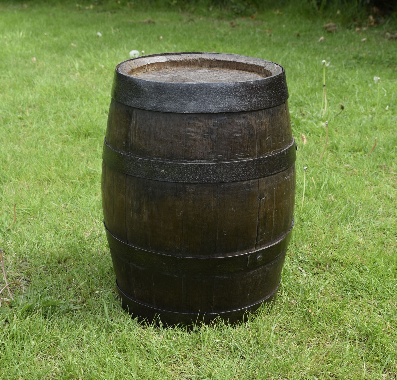 Georgian Oak Rum Barrell, 1800s photo vintage