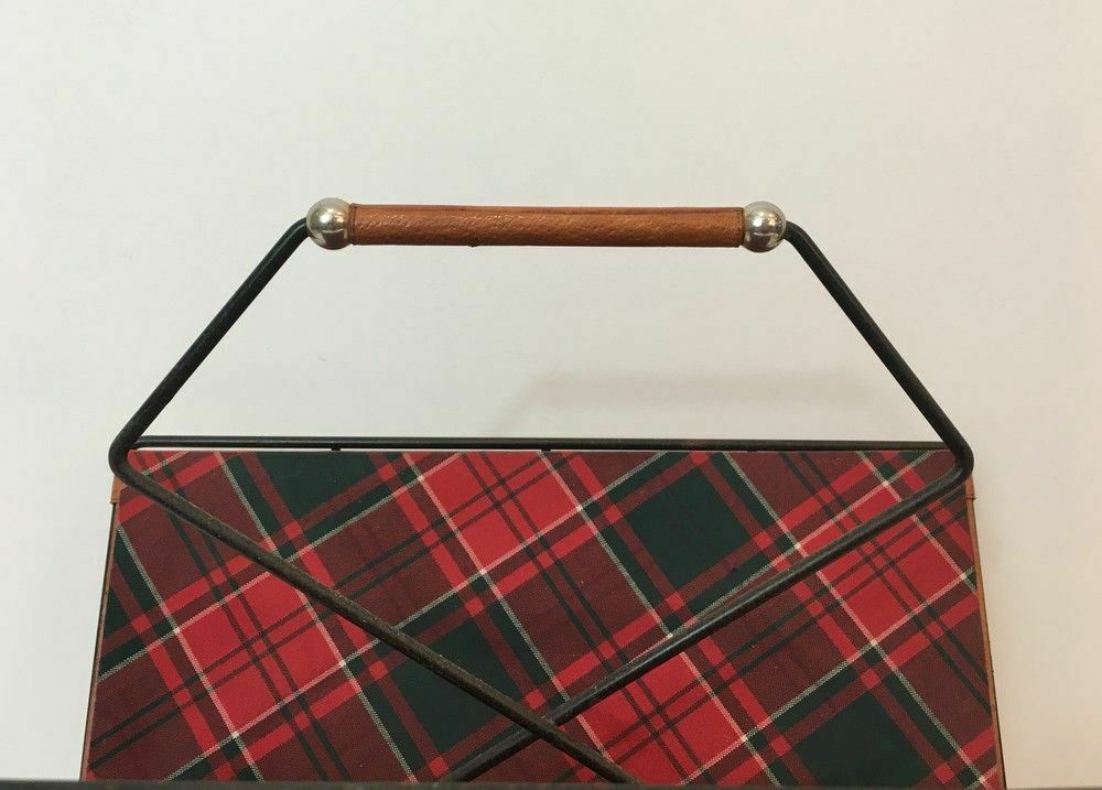 Magazine Rack In Black Lacquered Metal, Leather And Checkered Fabrics photo 680.0