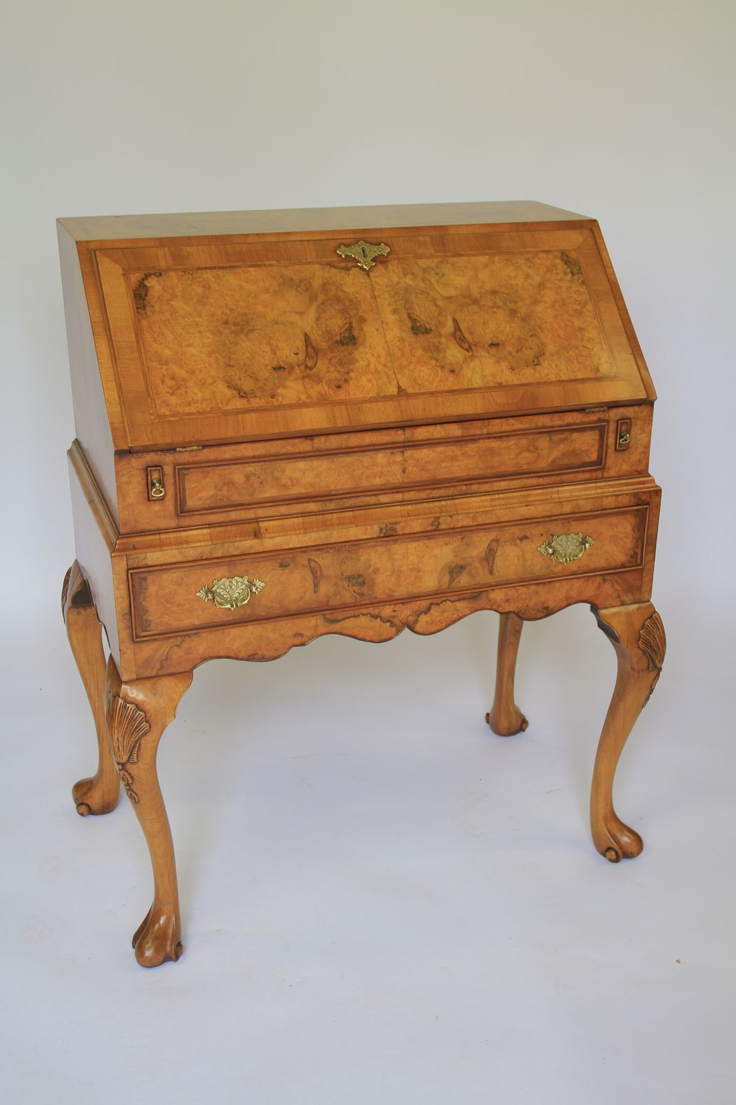George 1st Revival Burr Walnut Bureau With Well