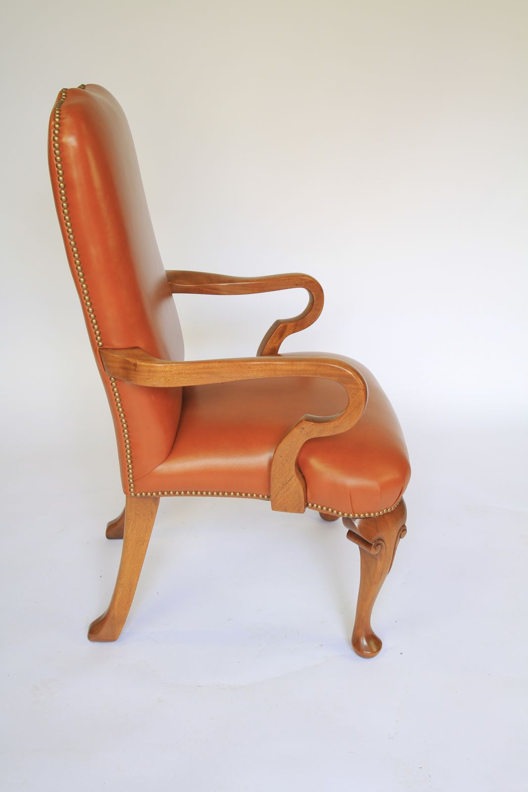 Queen Anne Style Walnut & Leather Elbow Chair photo furniture