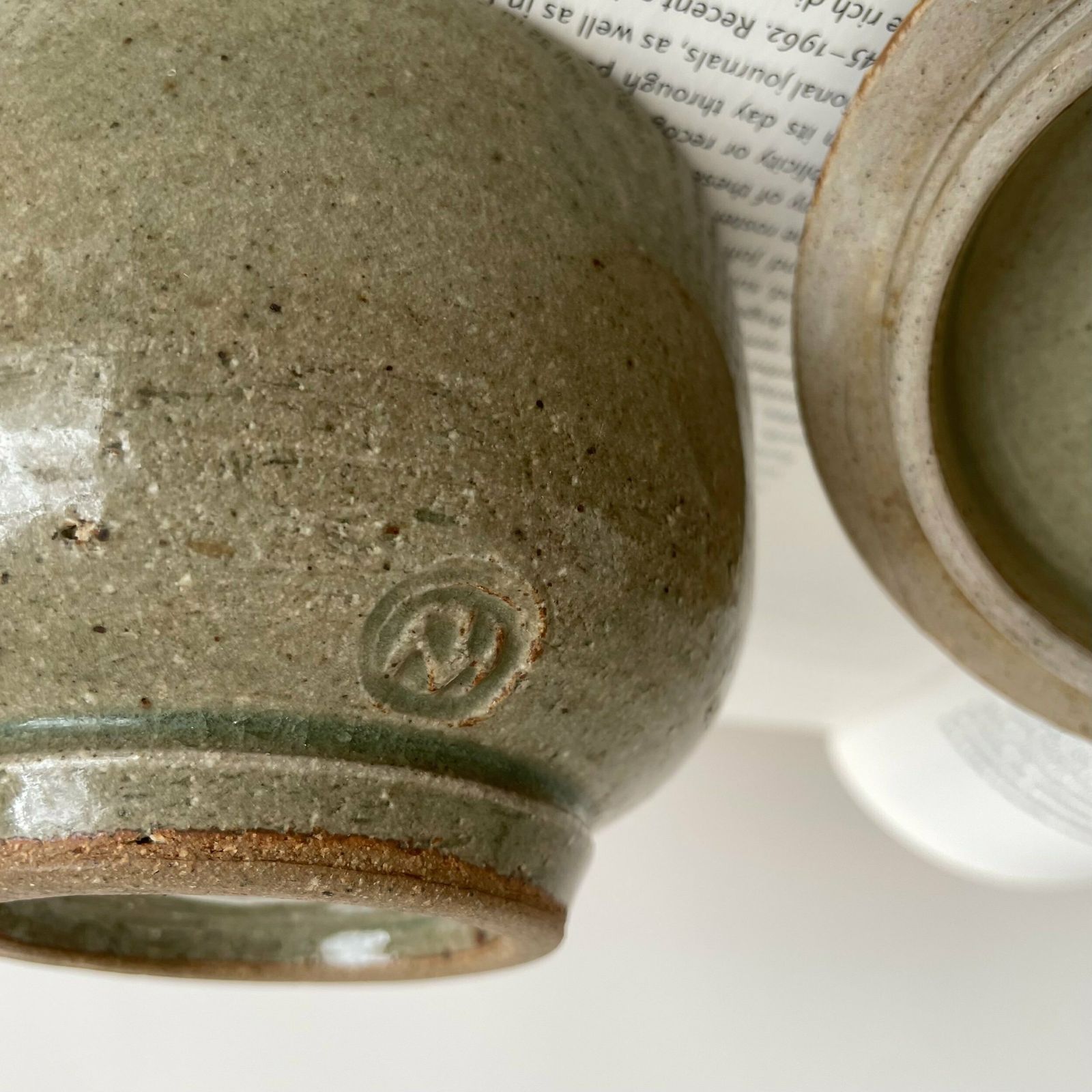 Mid Century Stoneware Studio Pottery Neutral Lidded Pot / Bowl photo 55.0