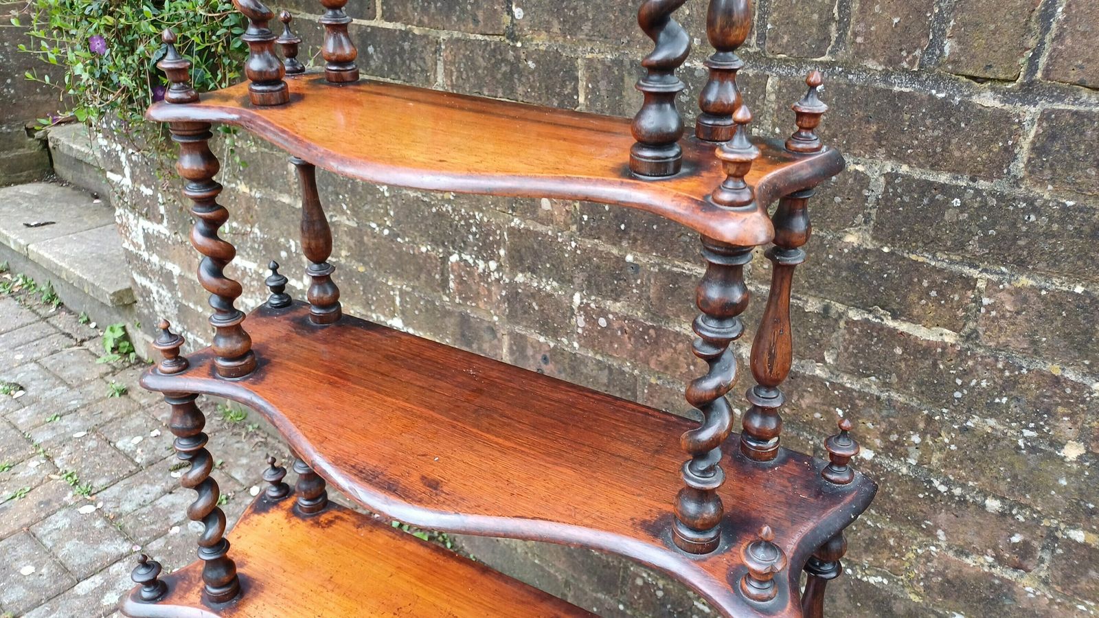 Exquisite Victorian Wot Not Graduated Shelves Turnings And Finials Vgc photo buy