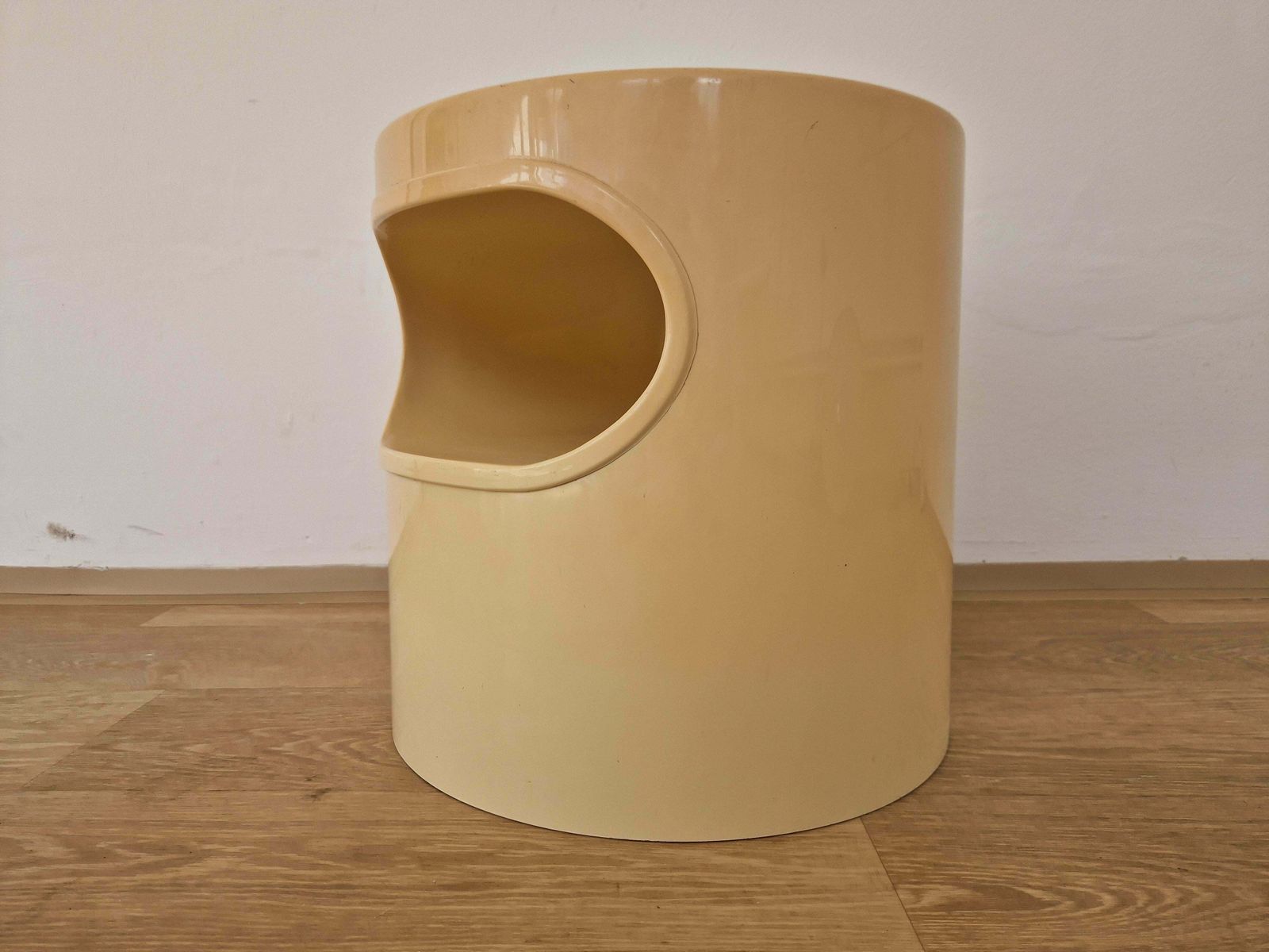 Midcentury Space Age Side Table Artemide, Design Emma Gismondi, Italy, 1960s photo 391.0