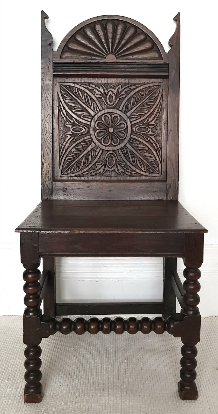 photo vintage A Pair Of 16th Century Carved Oak Hall Chairs.